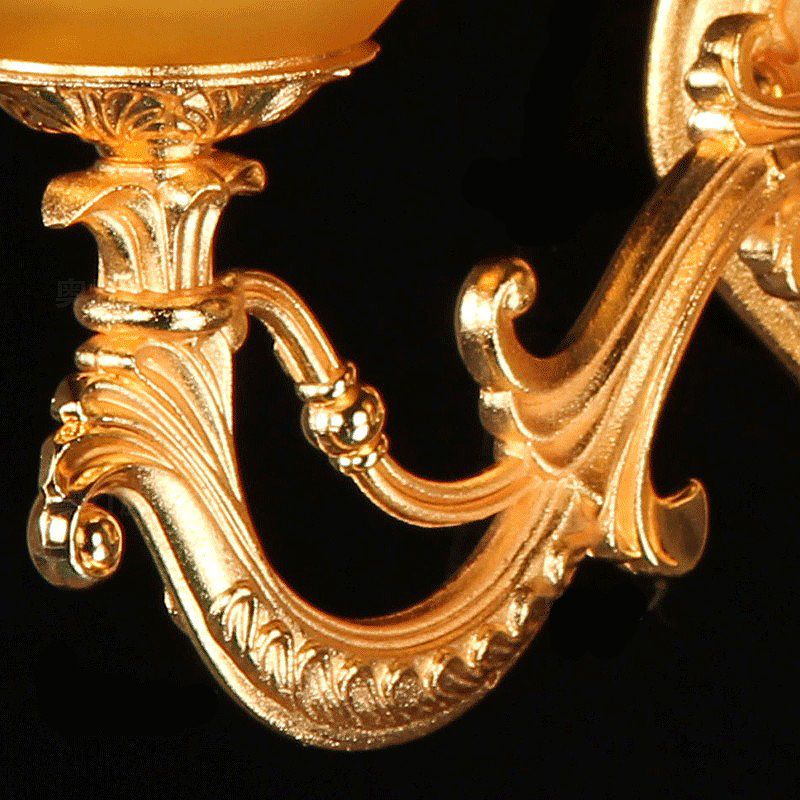 Flower Glass Glass Wall Light Luz tradicional de 2 cabezas Sala de estar Luz de apliques en latón