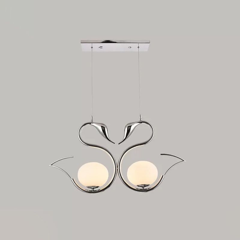 Forme de cygne métallique Multi Pendant Light moderniste moderniste 2-Light Chrome Suspension Lampe avec Orb White Grosted Glass Shade