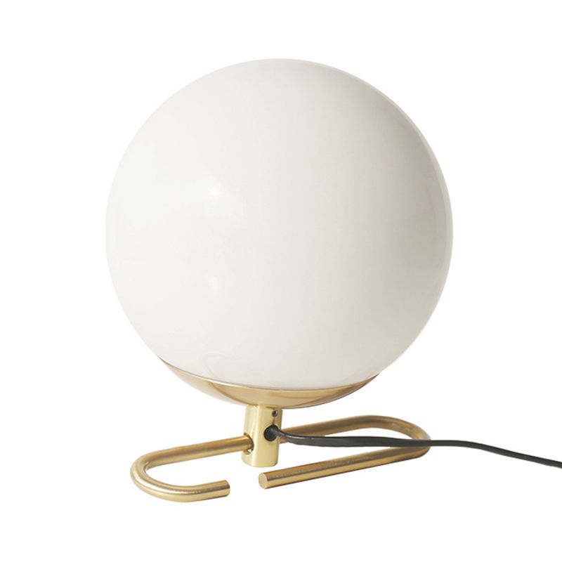 Lampe de table Orbit en verre laiteux, applique murale contemporaine blanche à 1 tête avec base en métal pour chevet