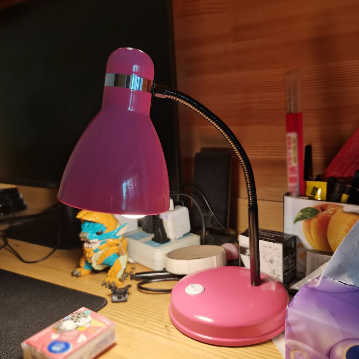 Minimalist Flexible Lernlampe Metall 1 Kopf Schlafzimmer Tischlicht mit Glockenschatten
