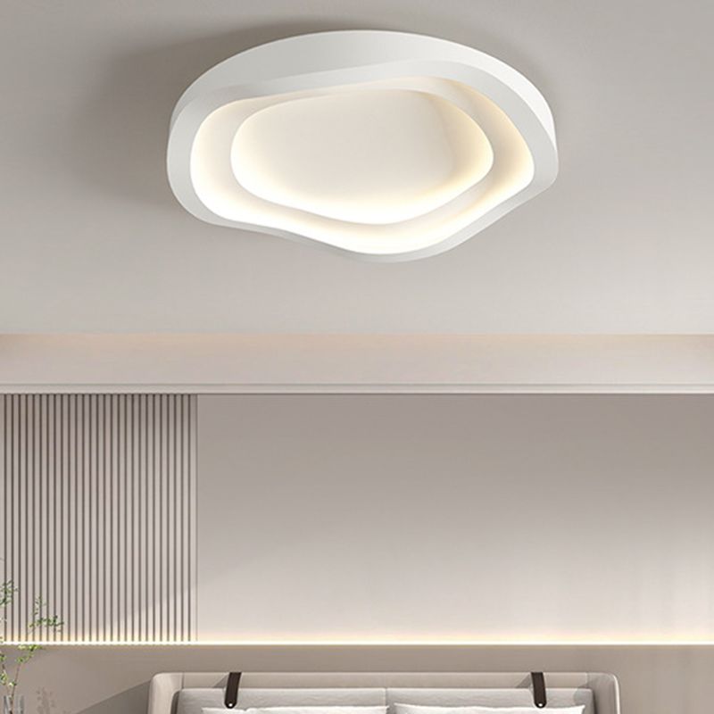 Modernism Flush Mount Metal Ceiling Mounted Fixture in White for Bedroom