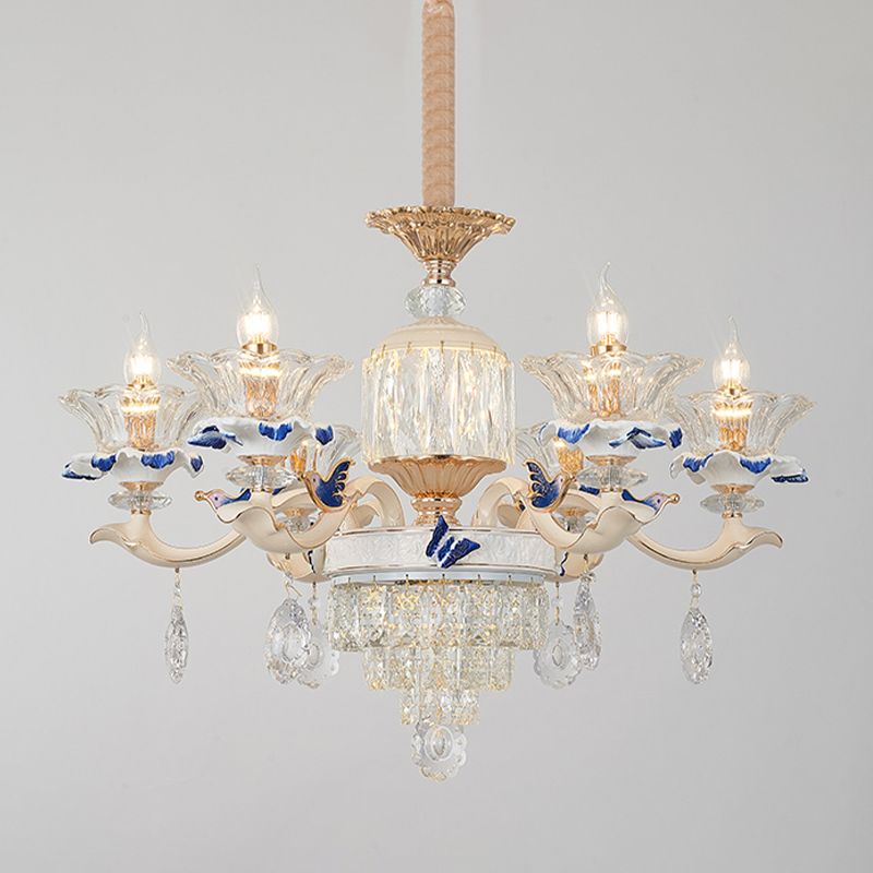 Lampadario a sospensione di vetro smerlato.