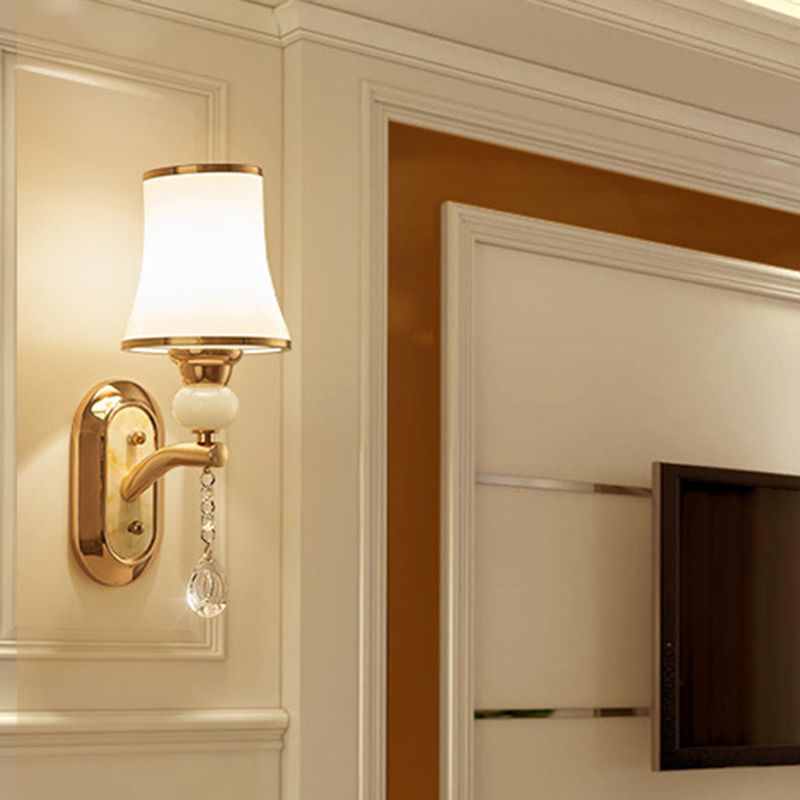 Simplicidad Floral Murning Light Opal Glass Luz de luz de pared en oro para sala de estar