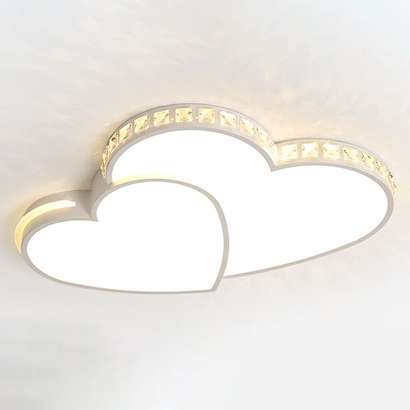 Plafoniera da incasso a forma di cuore in cristallo. Moderna illuminazione da incasso a 2 luci in bianco