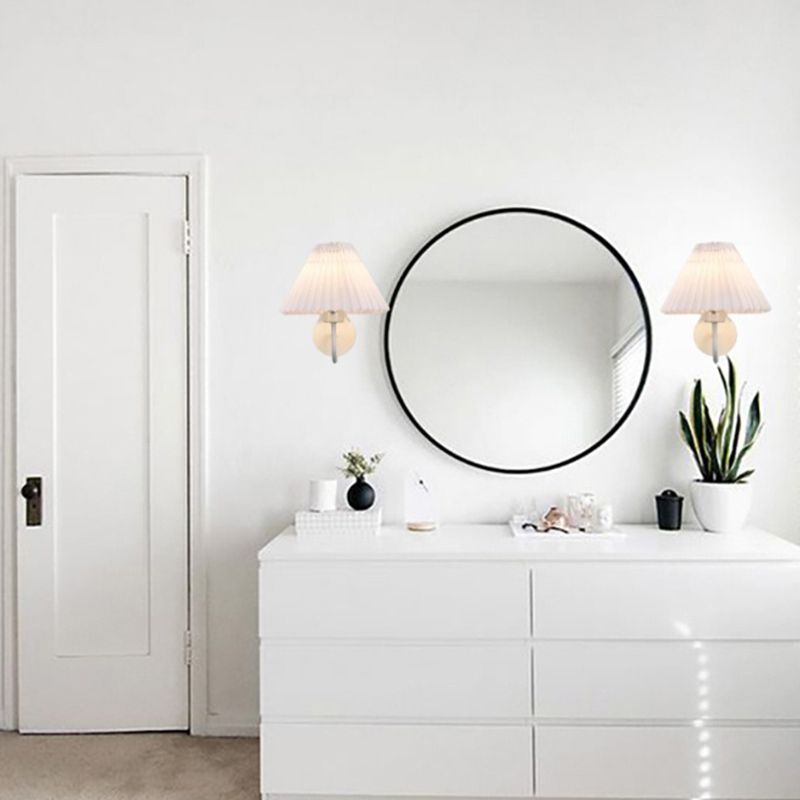 Contemporary Bathroom Vanity Light Fabric Shaded 1 Light Bath Bar