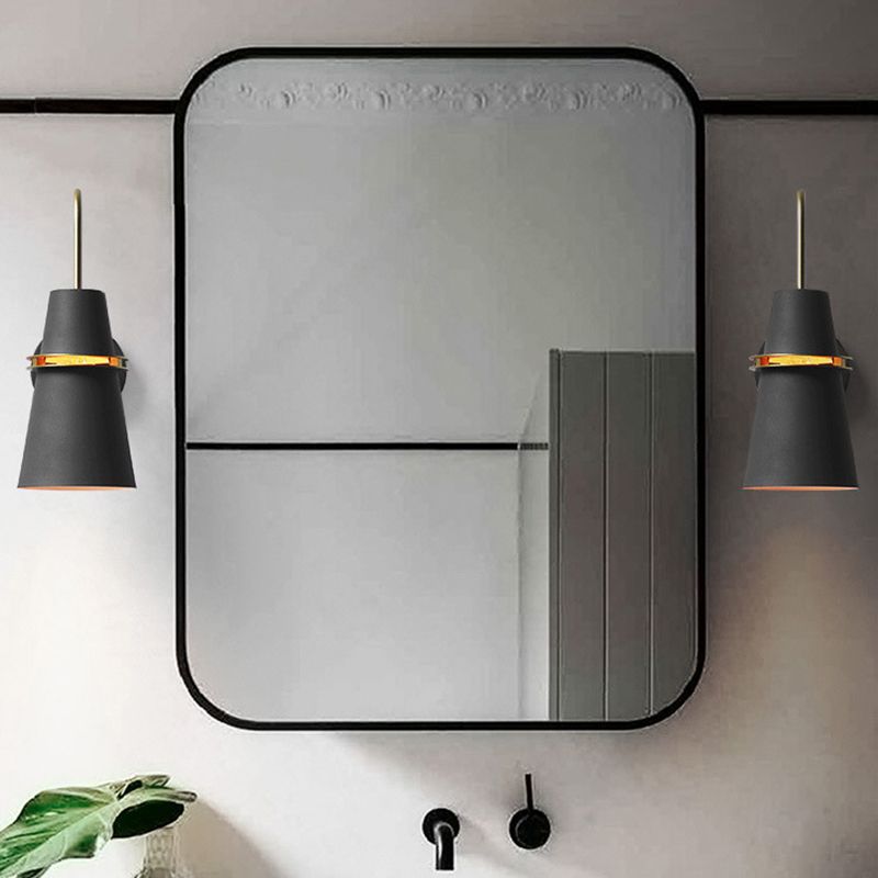 Illuminazione a parete svasata in metallo contemporaneo 1 lampada montata a parete per la testa