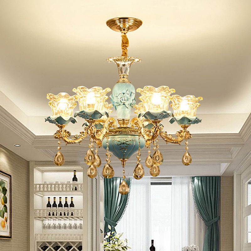 Éclair de plafond du salon évasé