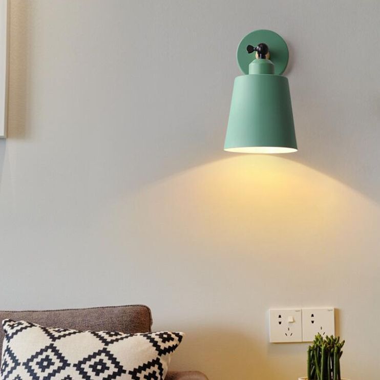 Lámpara de pared geométrica de madera de pared de la pared nórdica nórdica moderna con sombra de hierro forjado