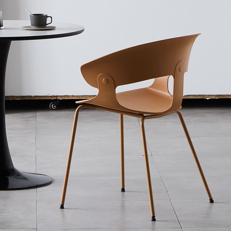 Sillón de comedor de metal industrial, sillas de comedor de plástico para uso en restaurantes