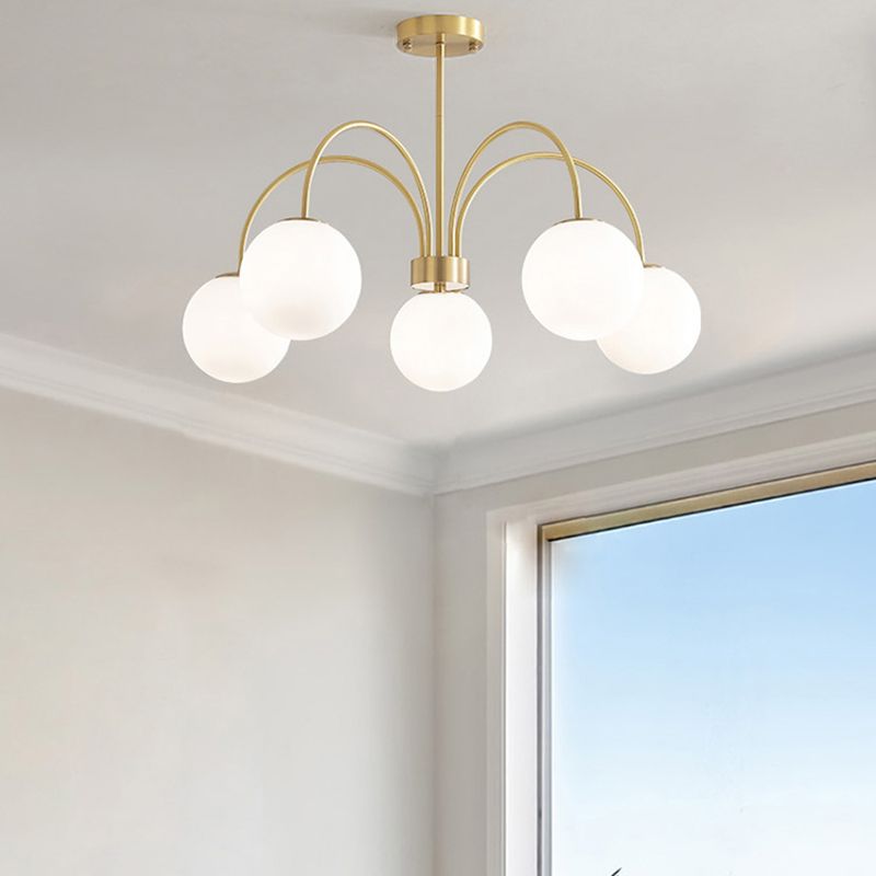 Luci multi -luci a sospensione a sospensione a sospensione a sospensione moderna lampadario a soffitto in vetro di latte