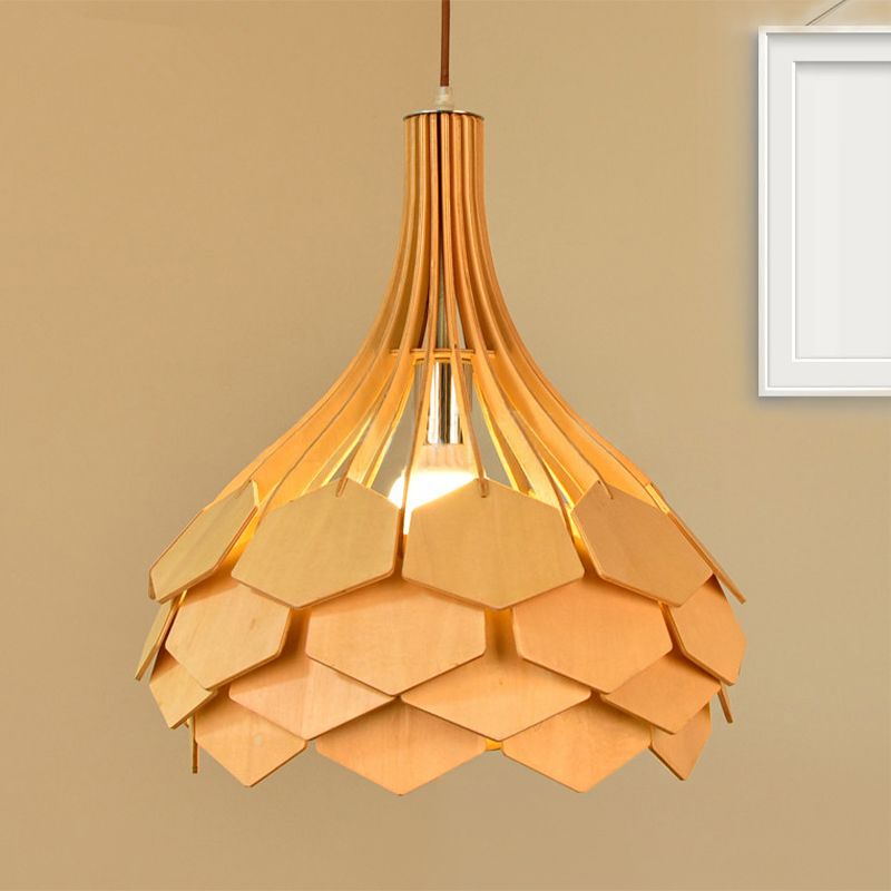 Pin Cône Hanging Lightture Modern Style Wood 1 Bulbe Red / Blue Pendant lampe pour salle à manger