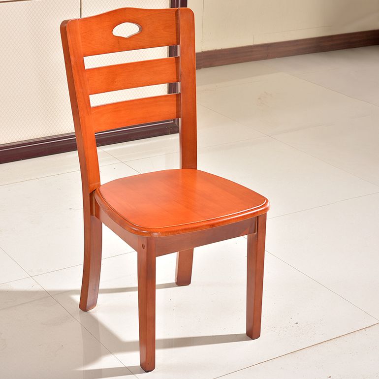 Silla de comedor moderna de madera para interiores y exteriores, silla lateral con respaldo de escalera sin brazos (juego de 2)