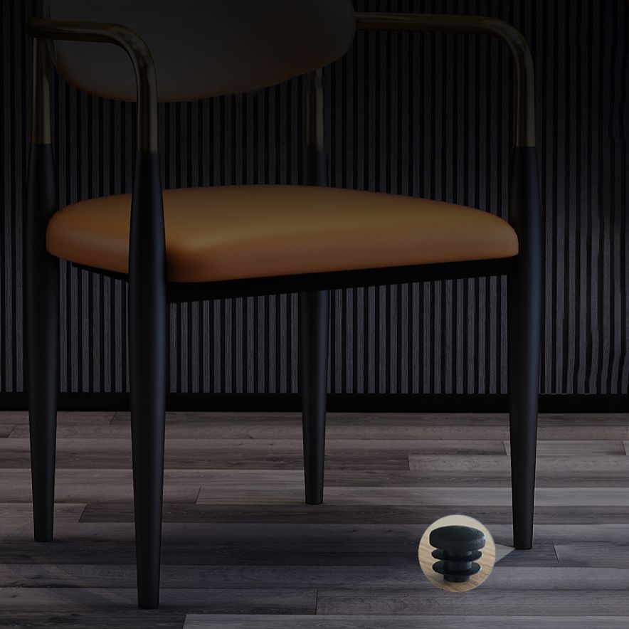 Scandinavische stijl Open Back Eetstoel Zwarte afwerking Blackafwerking Metalen Gekoppelde zijstoel voor thuisgebruik