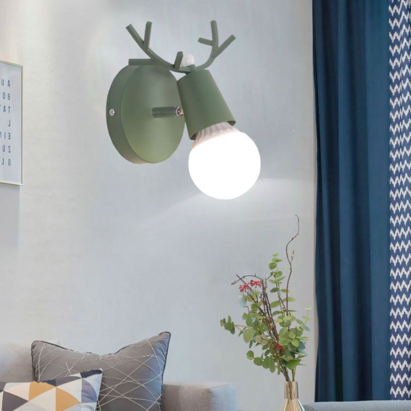 Unique Shade Wall Lighting Modern Nordic Style Metal 1 Light Sconce Light in Pink and White