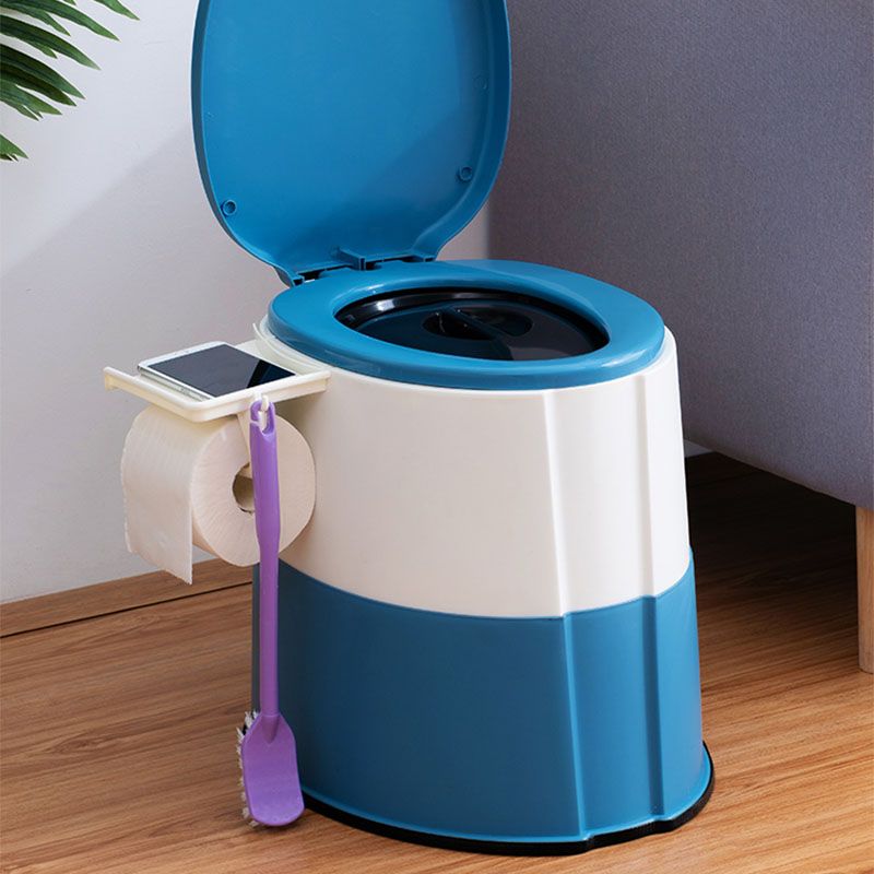 Contemporary Plastic Toilet Floor Mounted Toilet Bowl with Toilet Seat for Washroom