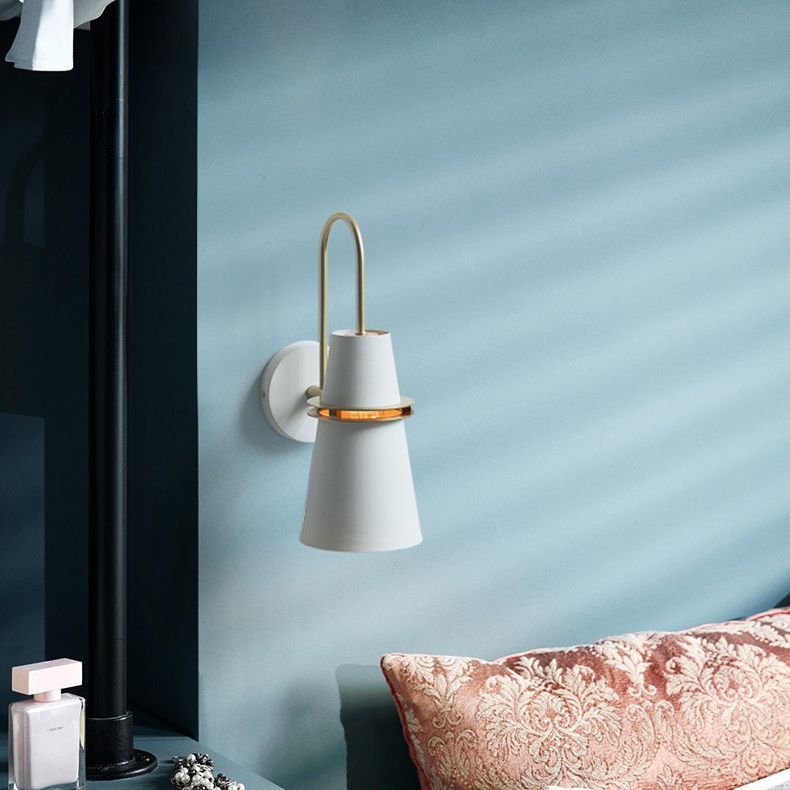 Lámparas de pared cónicas de estilo nórdico accesorios de iluminación de pared metálica para dormitorio
