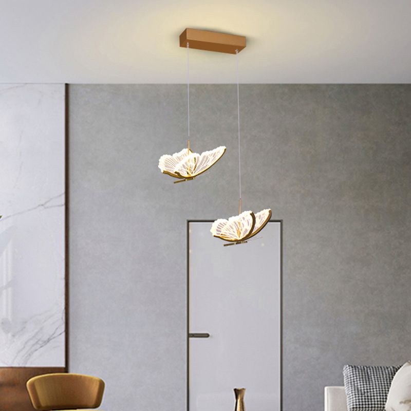 Eenvoud hangende verlichting messing vlinder led plafond hanger met acryl schaduw