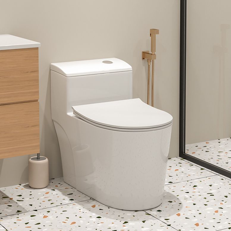 Traditional Skirted Toilet Floor Mount One-Piece Flush Toilet with Slow Close Seat