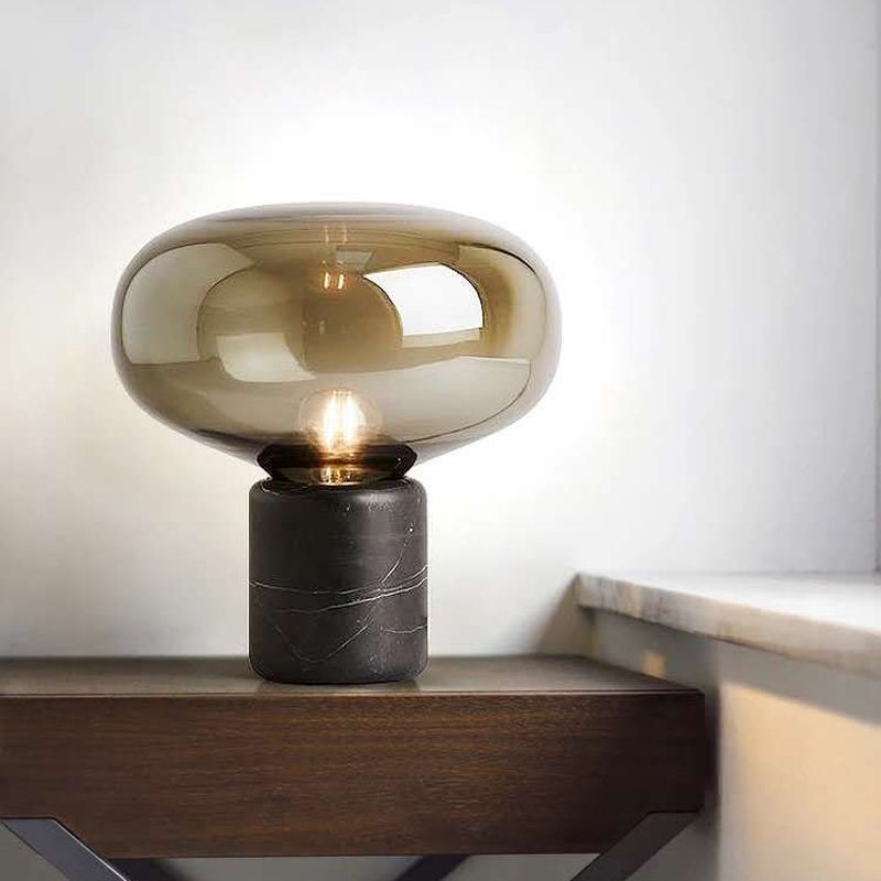 Lámpara de mesita de noche posmoderna 1 cabeza negra luz de mesa elíptica con humo de vidrio gris