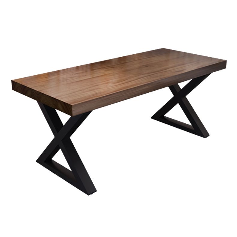 Tavolo da pranzo in legno massiccio in stile industriale Tavolo rettangolo marrone con base di metallo per sala da pranzo