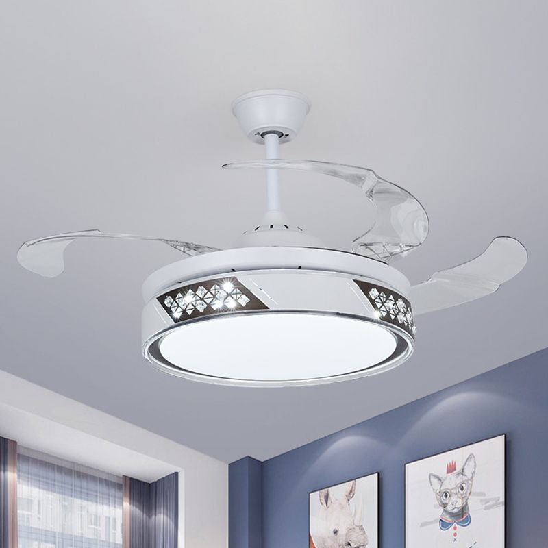 Lampada a montaggio semi -filo rotondo Simplicity Metal 42 "Ampia ventilatore a soffitto a LED LED in bianco, 3 lame