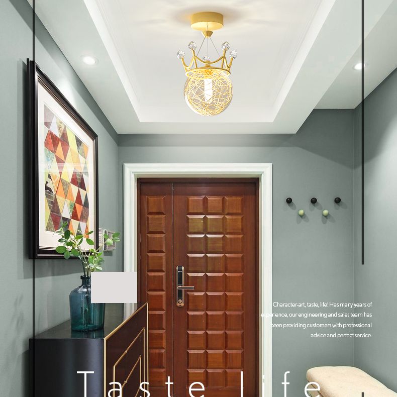 Luz de semi flush en forma de dorado Luz moderna de 1 luces de vidrio transparente de techo de vidrio para pasillo