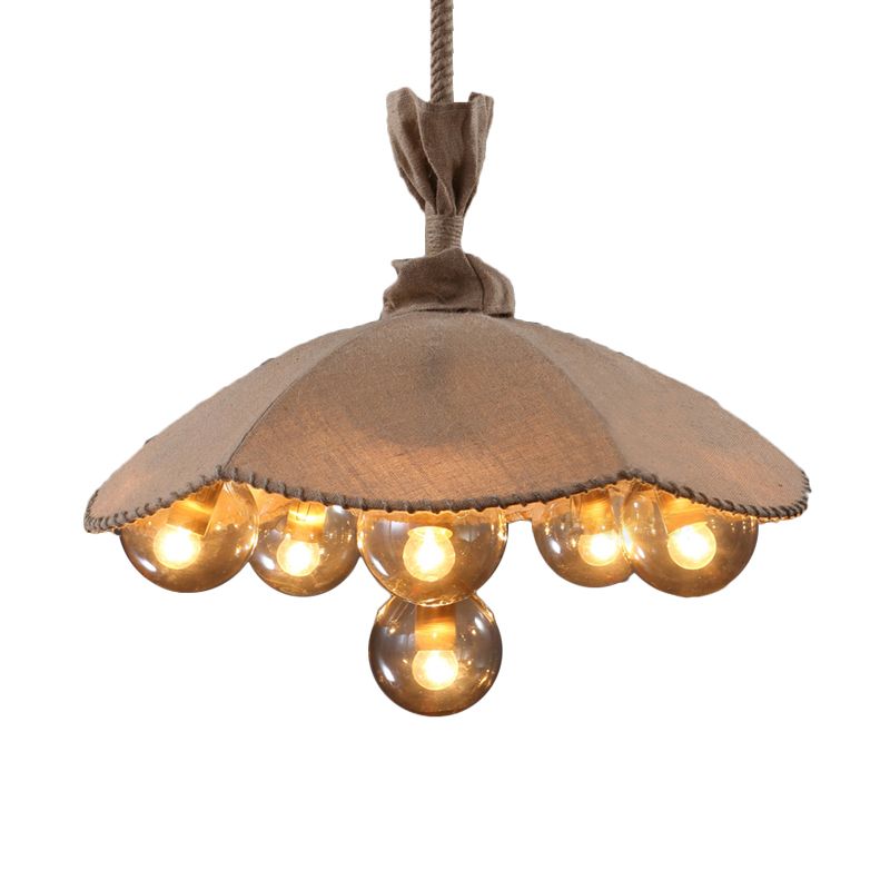Tissu beige festonné pendentif léger lodge 6 têtes