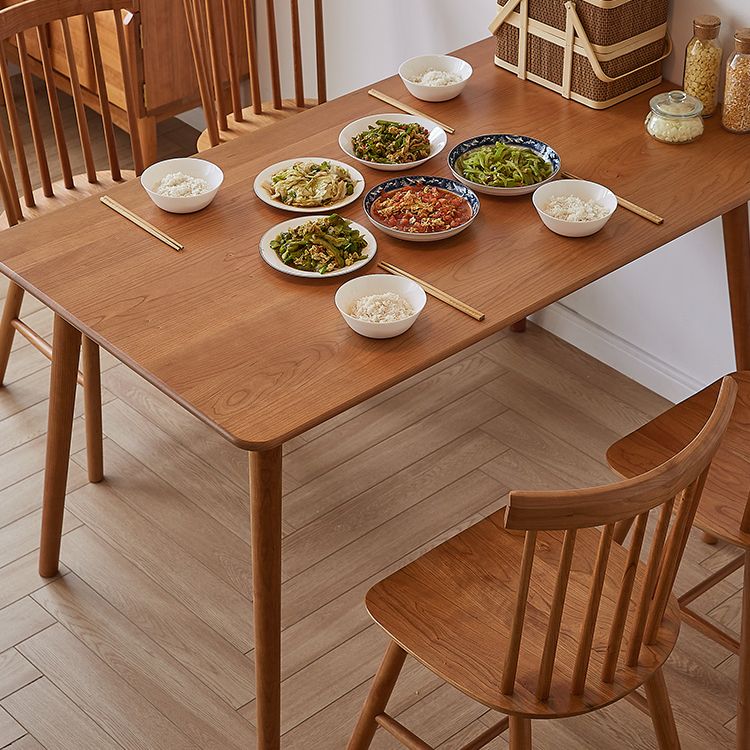Traditional Luxury Rectangle Dining Table Solid Wood Table with 4 Legs for Dining Room