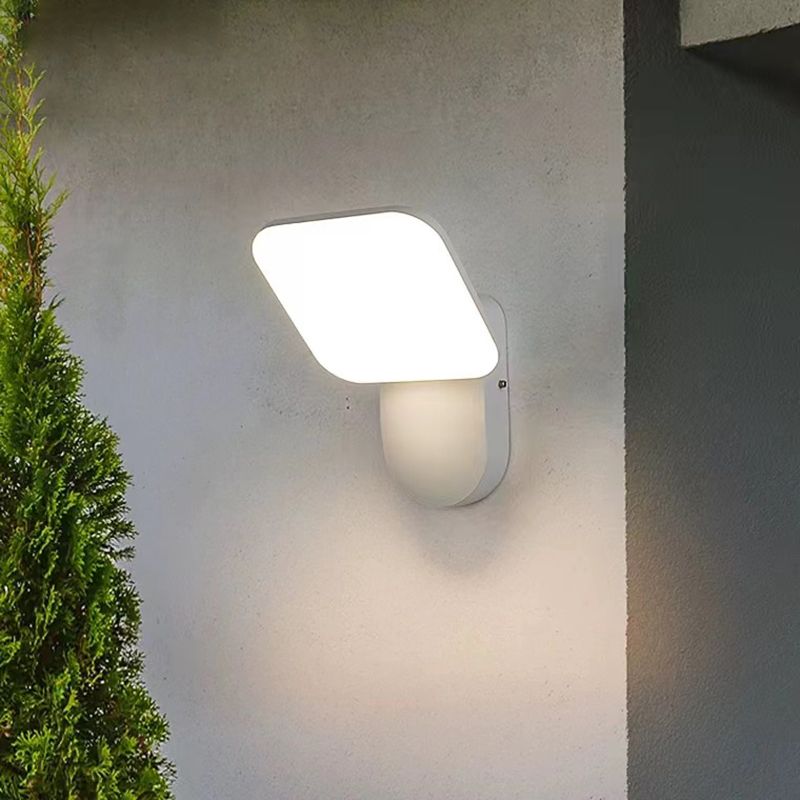 Simple Wall Sconce Waterproof Outdoor Sconce Light Fixture with Metal