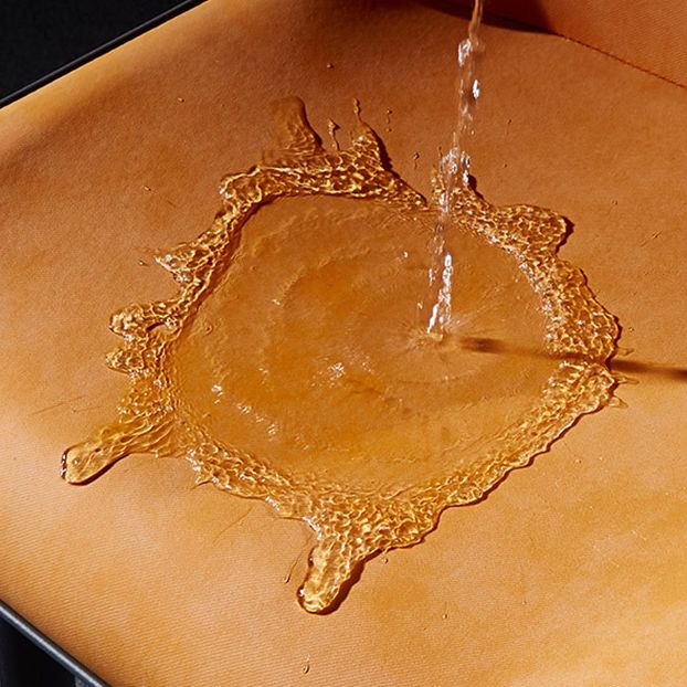 Modern Leather Dining Side Chair Indoor Wingback Chair with Black Legs