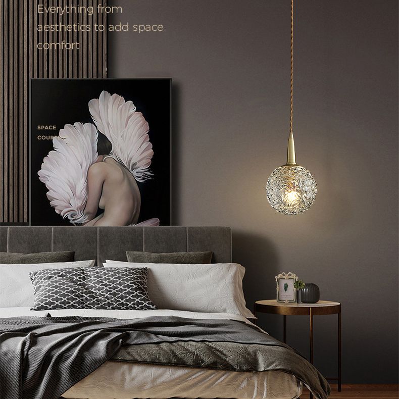 Kugelförmige Nachtpendel -Lampe Kristall 1 Kopf Minimalistisch hängende Licht in Gold