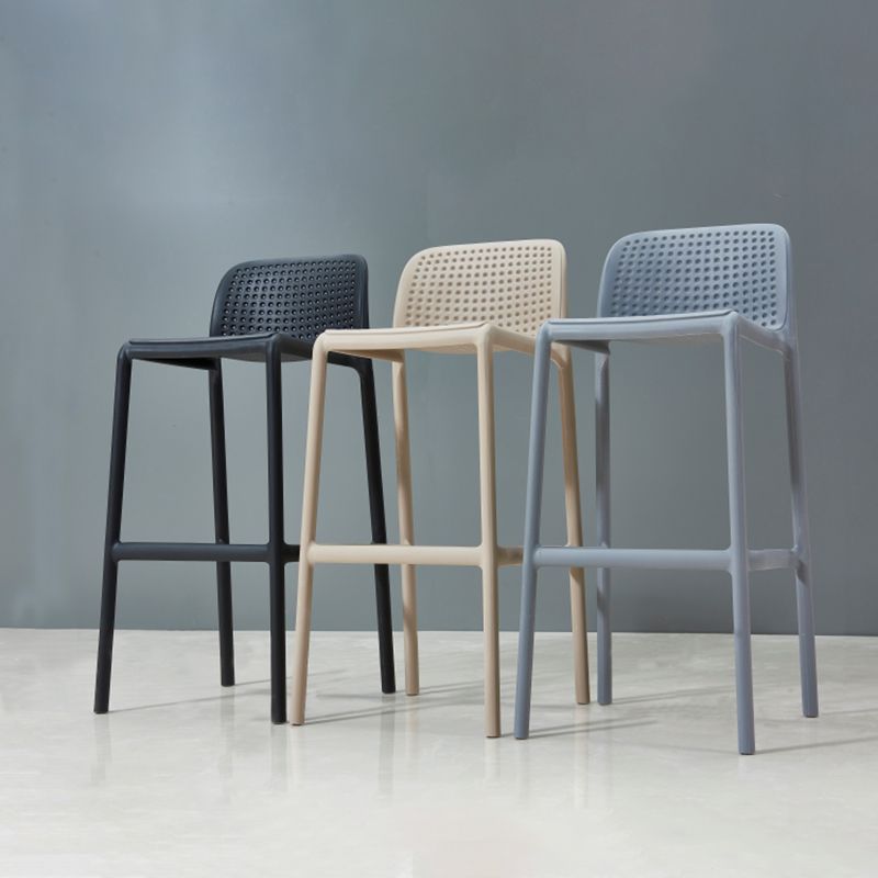 Taburete de bar de estilo escandinavo, patas de PP, asiento rectangular, taburete de bar con respaldo bajo para cocina