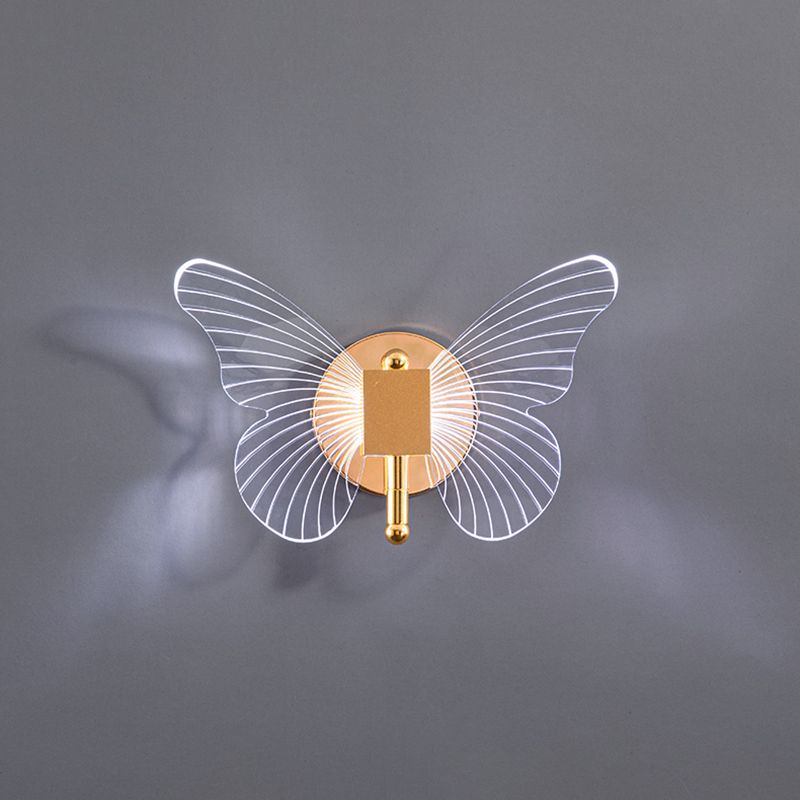 Unique Shade Metal Wall Sconce Modern Style 2 Lights Wall Mount Lighting in Gold