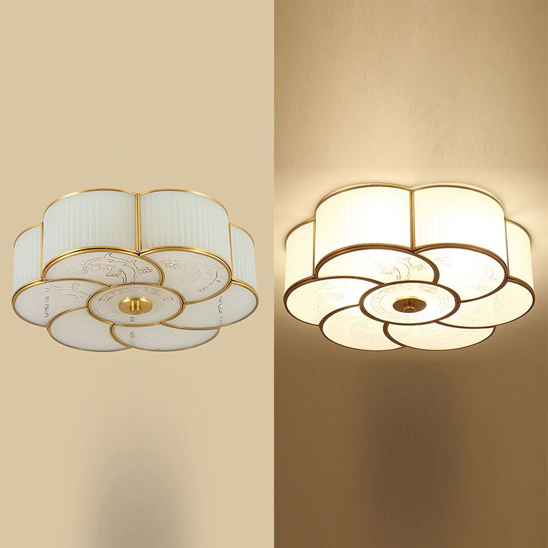 Lámpara de techo de cobre estilo retro colonial con montaje empotrado de vidrio blanco para dormitorio