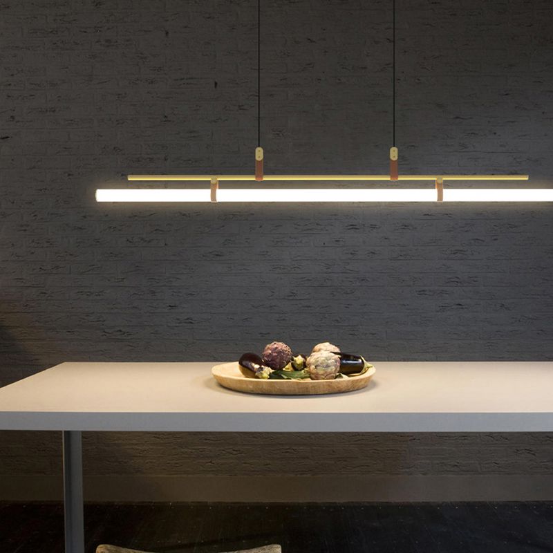 Lámpara moderna de la isla de metal lineal Luz de restaurante moderno de 1 cabeza con sombra acrílica