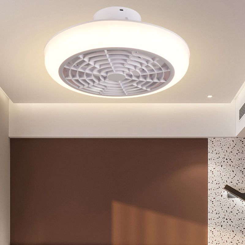 Einfache runde Lüfterlampenleuchte Acrylschlafzimmer LED SEMI -MOUNTBUCH IN Weiß
