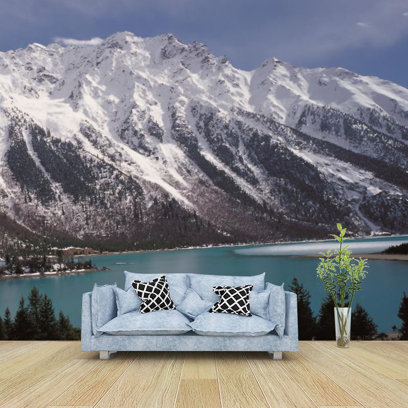 Riverside Snowy Mountain Mural Wallpaper Modern Smooth Wall Covering in Grey and White