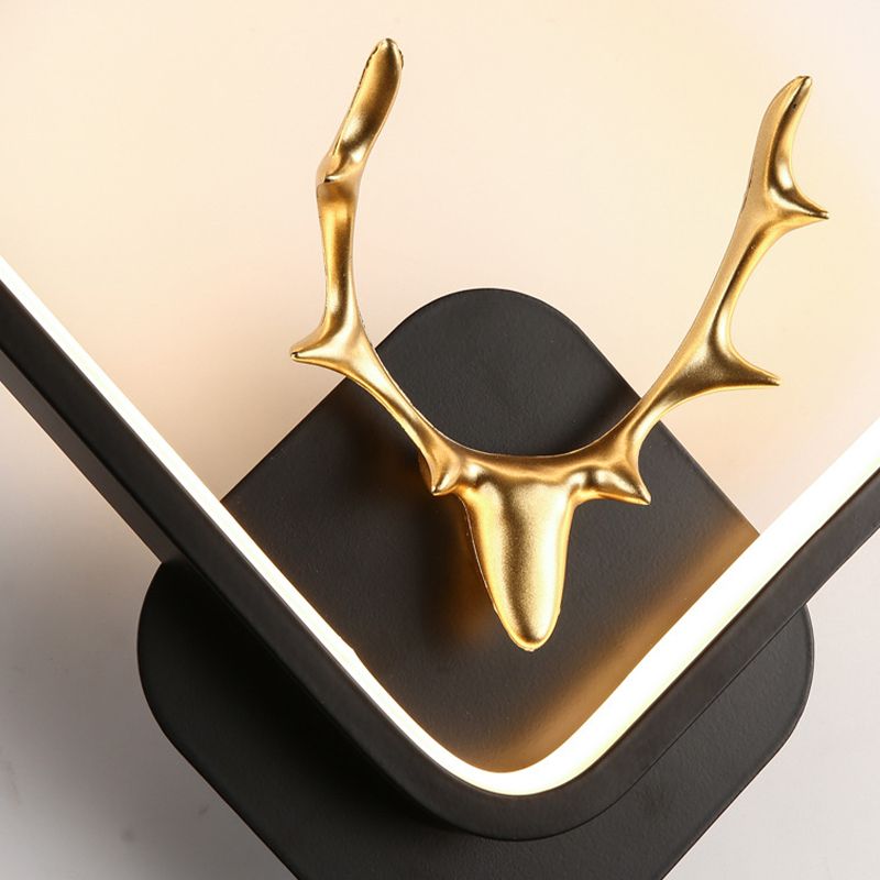 Modern Metal Wall Sconce Minimalist Linear LED Wall Light Fixture