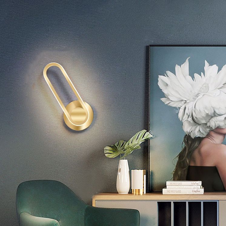 Oblong LED Rotatable Wall Lamp in Modern Creative Style Wrought Iron Wall Sconce with Silicone Shade