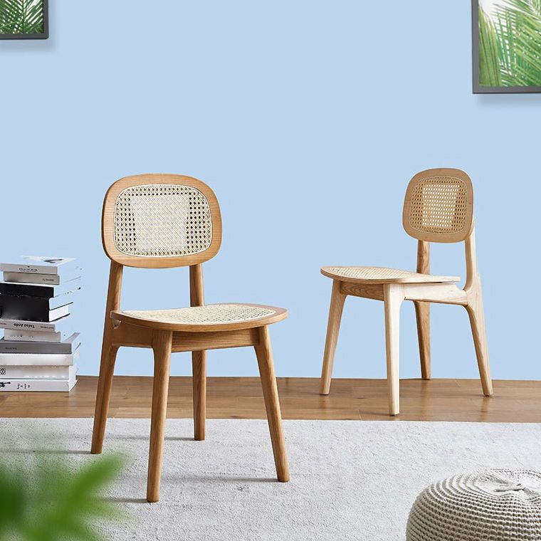 Silla de comedor de madera contemporánea con respaldo abierto, silla lateral para uso doméstico