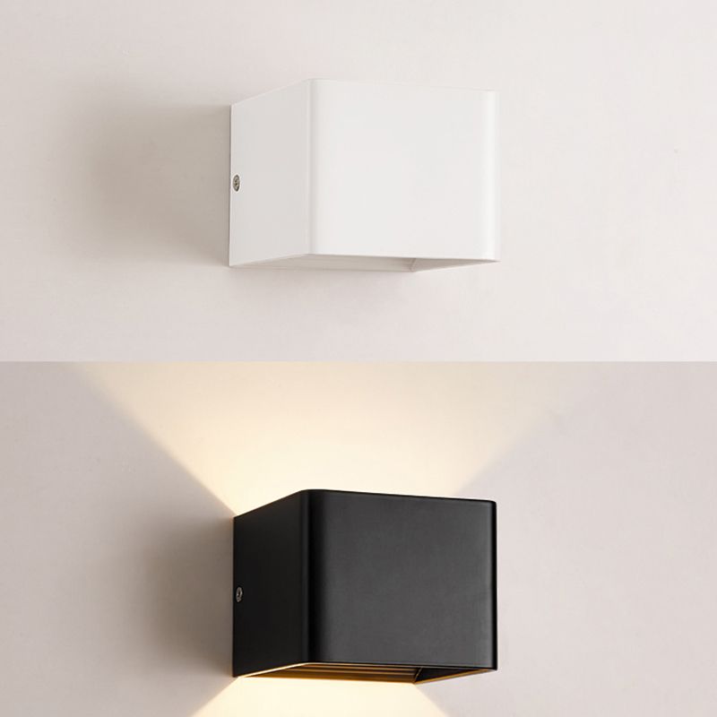 Simple Wall Mount Light Modern LED Wall Sconce Light with Metal Shade for Bedroom