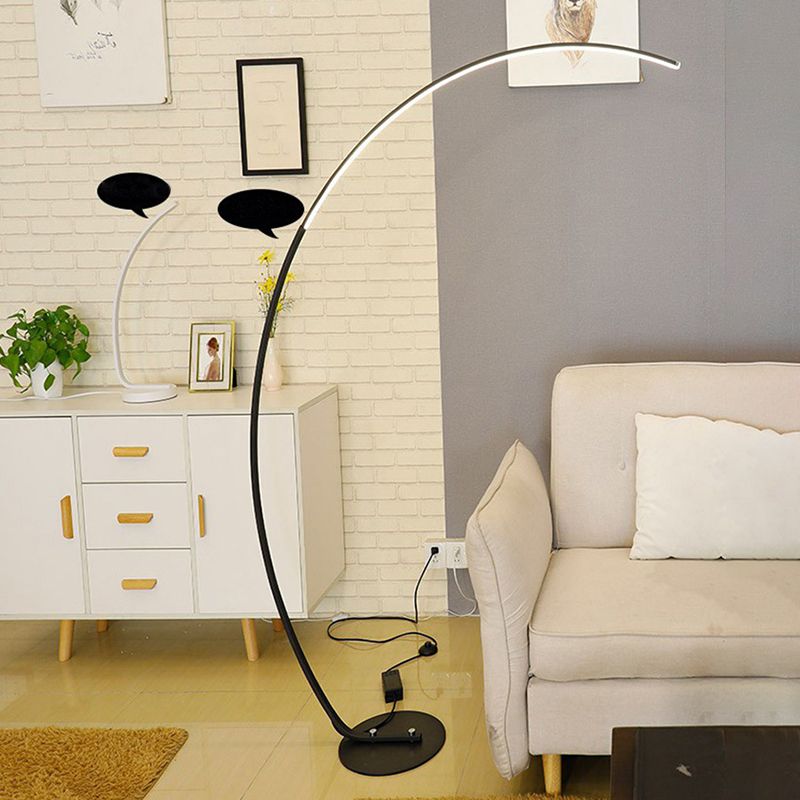 Lampadaire en forme d'arc en aluminium LED minimaliste LED debout pour le salon