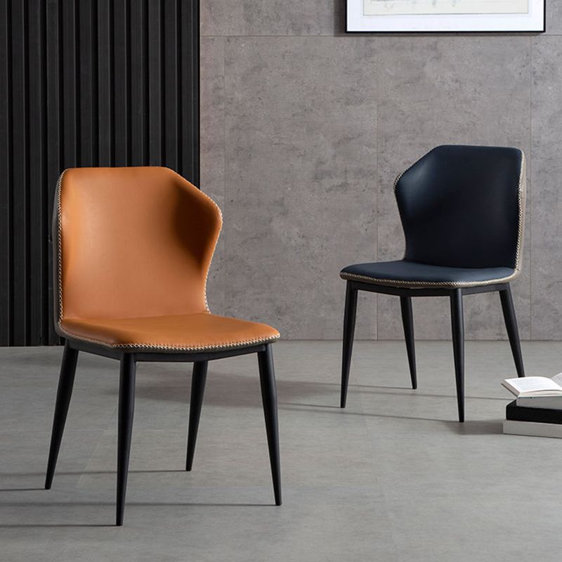 Chaise d'appoint d'intérieur industrielle Chaise de salle à manger rembourrée en métal à oreilles (Ensemble de 2)