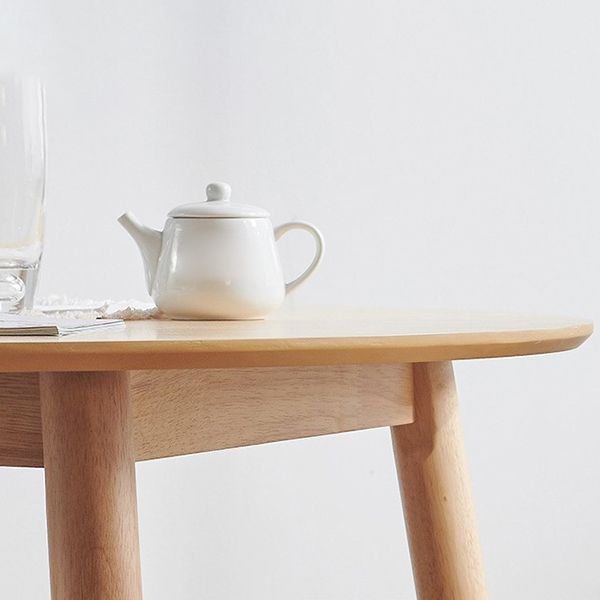 Round Dining Table Modern 4 Legs Wood Color Fixed Table of Solid Wood