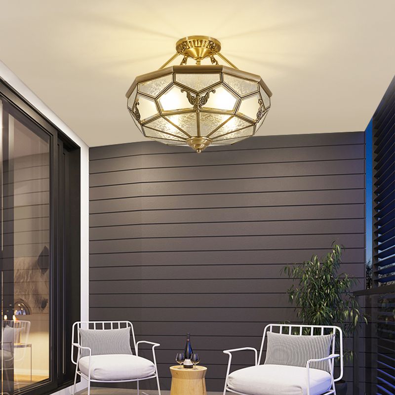 Plafonnier doré de style colonial en métal semi-encastré pour salon