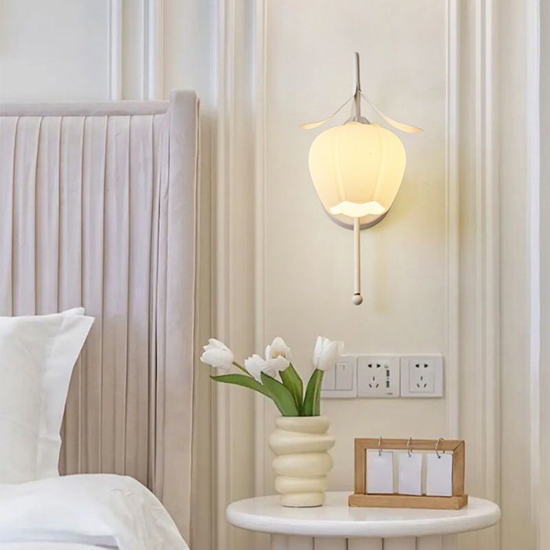 Modern Style Wall Mounted Sconce 1-Light Wall Mounted Light Fixture for Bedroom