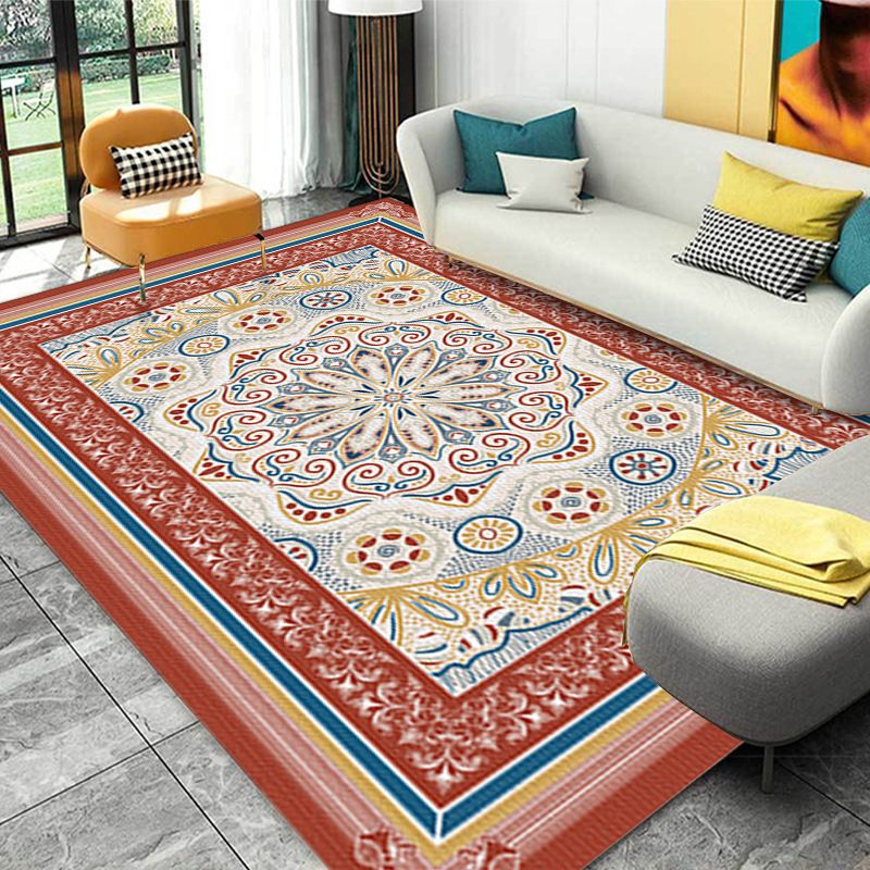 Traditional Medallion Pattern Carpet Polyester Area Rug Non-Slip Backing Area Carpet for Living Room