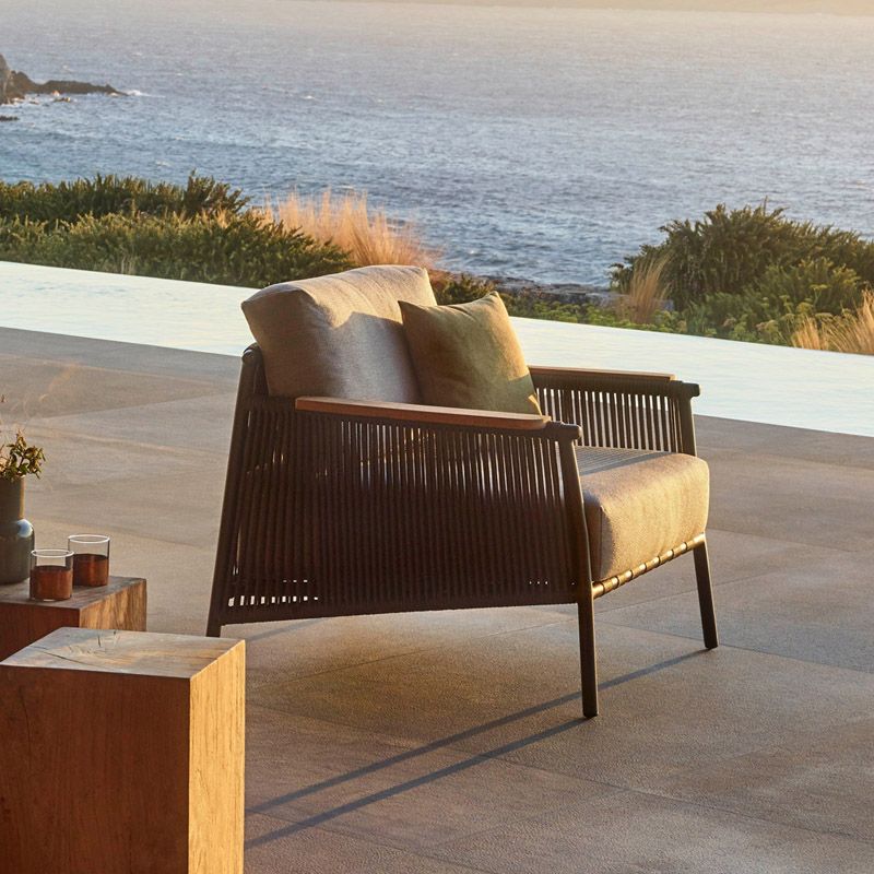 Industrial Metal Frame Outdoor Patio Sofa Wiht UV Resistant White Cushion