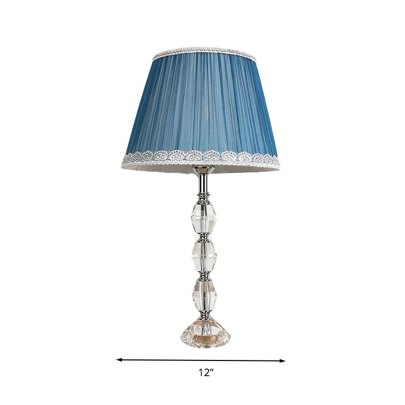 Lámpara de mesa de dormitorio cónica de tela tradicional 1 lámpara de noche azul claro con bola de cristal decorativa