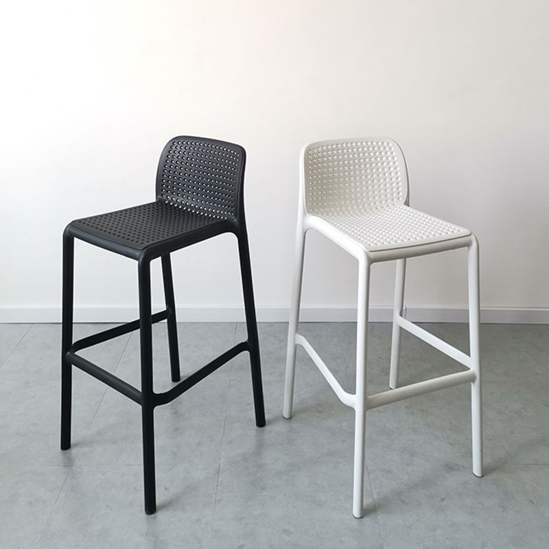 Taburete de bar moderno, taburete de bar sin brazos de plástico con reposapiés y respaldo